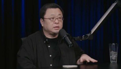 李想对话罗永浩,回应“MEGA像棺材”“理想车主近期被黑”