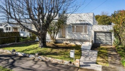 素未谋面的人送她一栋房子,价值185万纽币!只因“你是个好人”