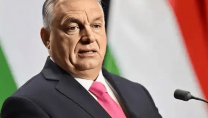 冯德莱恩瞒不住了,欧盟正密谋一场“政变”,矛头直指中俄,3个国家收到危险信号!