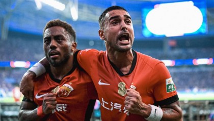 中超最佳阵容:海牛锋霸独造3球 恩戈姆传射助梅州12轮首胜