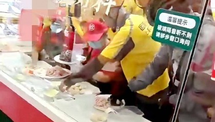 外卖平台“补贴大战”,到底谁在买单?