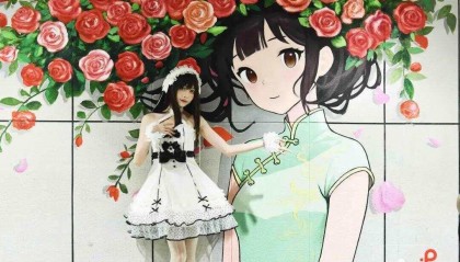 深圳之眼迎来“簪花少女”,市民纷纷打卡