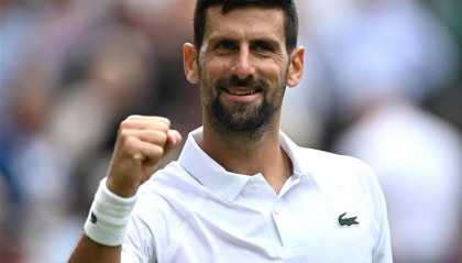 “8冠王来看7冠王”，赢球的德约笑称“这次我打破了魔咒”