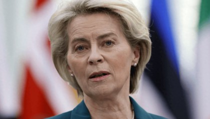 冯德莱恩不请自来,欧盟两大高层即将登机访华前,收到中方警告,语气不容商量!