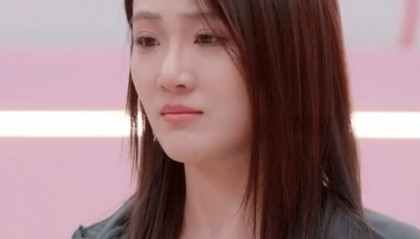 张凯丽女儿回应节目争议:可能自己脑子进水了