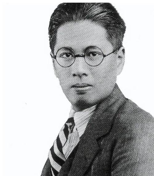1933年老蒋怒怼宋子文：南京政府谁当家？气得宋子文抡凳子砸对方