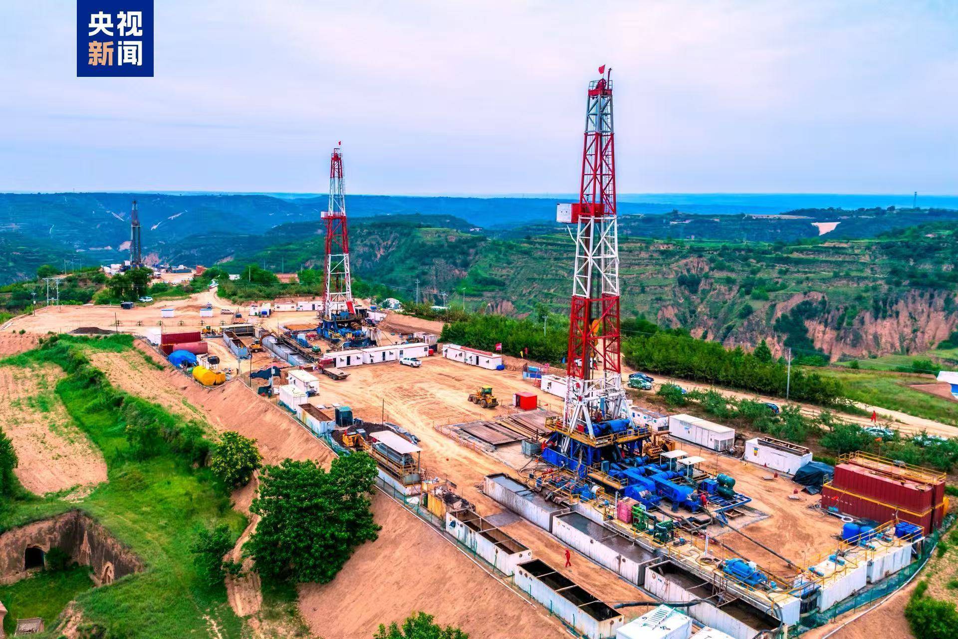 首次突破、首座投运!多领域重点工程传来好消息