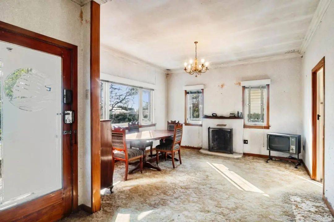 素未谋面的人送她一栋房子,价值185万纽币!只因“你是个好人”