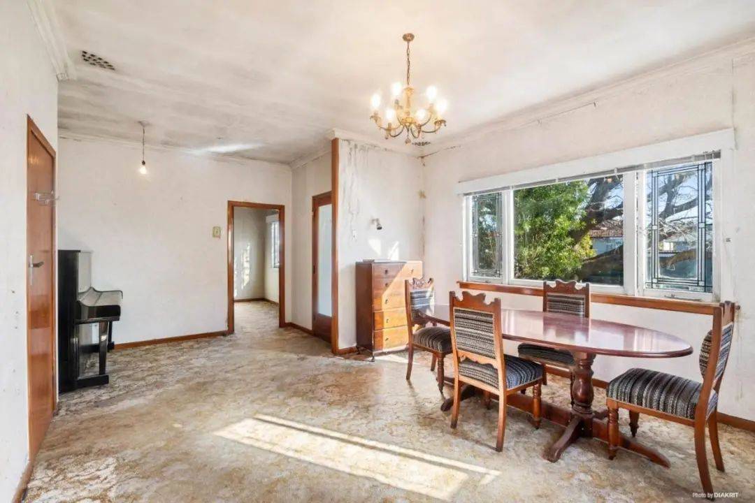 素未谋面的人送她一栋房子,价值185万纽币!只因“你是个好人”