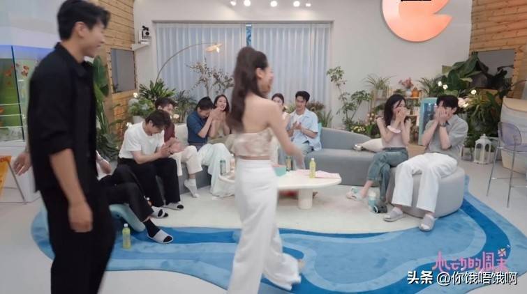 卢远和王乐晨,比真情侣还乐在其中