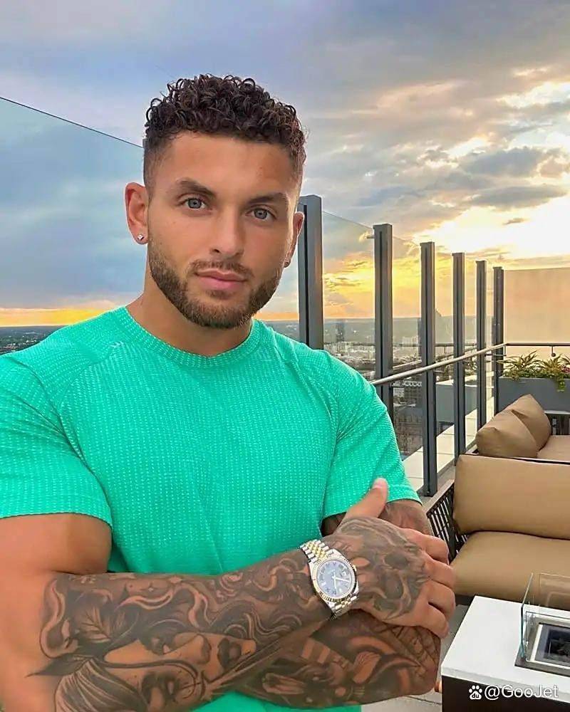 美国知名网红在互联网消失,疑似被判刑!