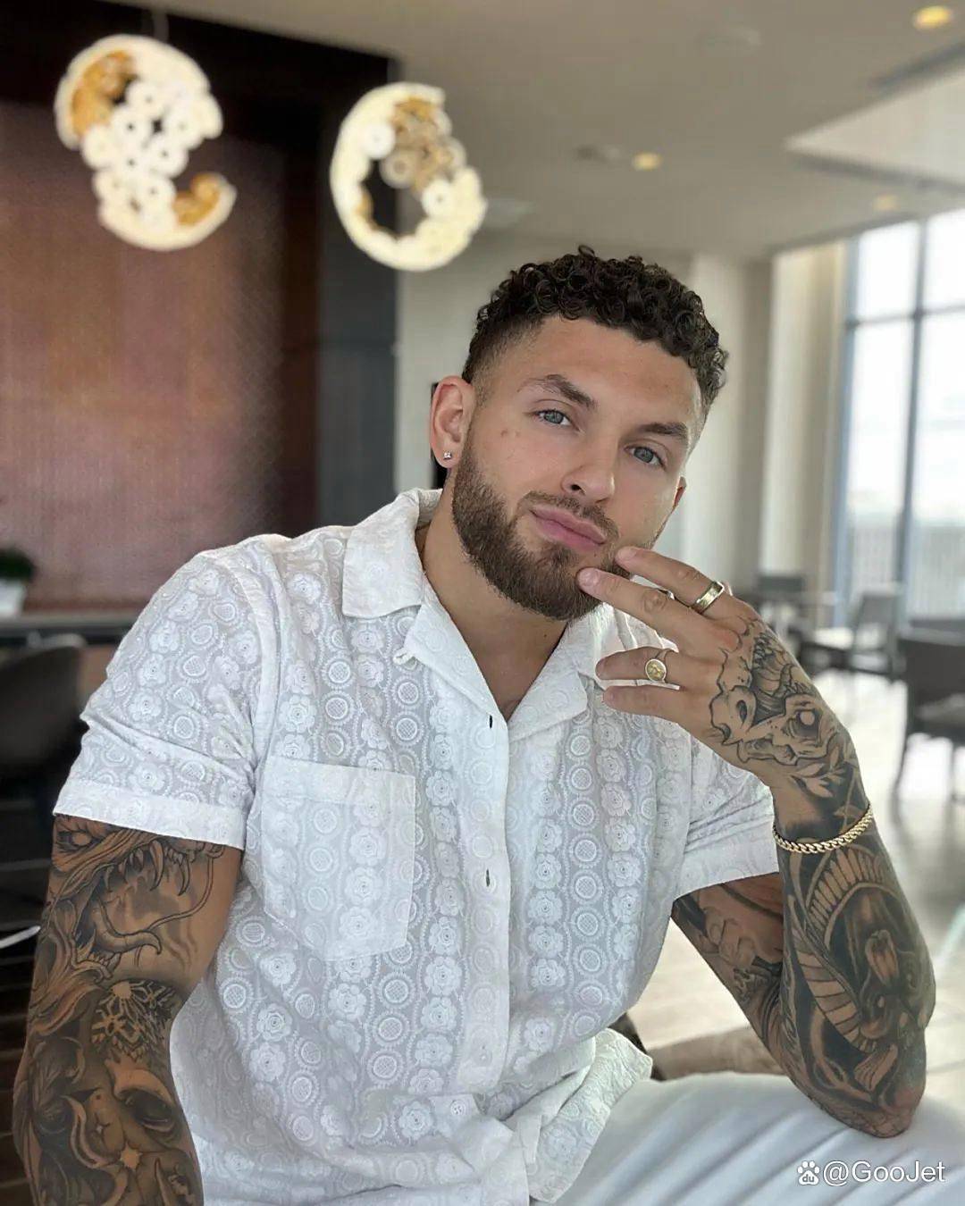 美国知名网红在互联网消失,疑似被判刑!