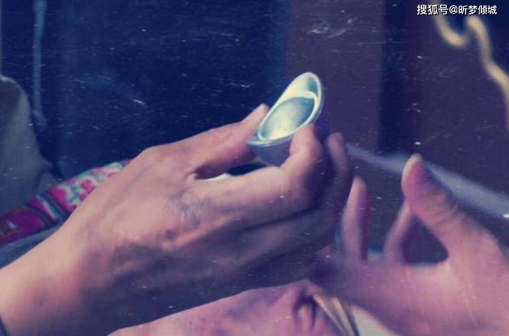 古代一两白银,换算成人民币大概是多少钱?碎银又是什么呢?