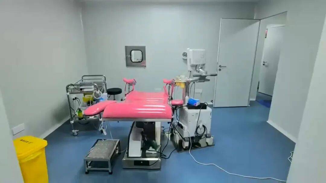 女记者暗访被打骨折、逃走胚胎师被患者死死抓住，杭州临平通报“某小区住宅内有人非法从事试管婴儿手术”：卫健部门、公安机关已立案调查