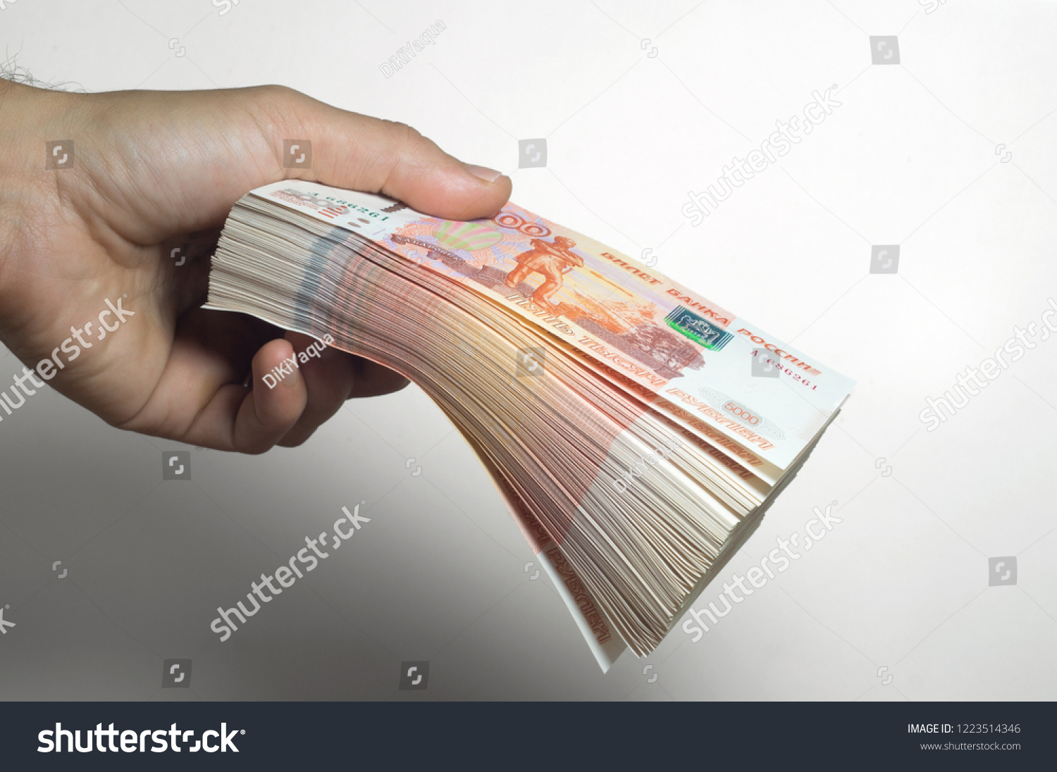 守币人(守币人誓言)